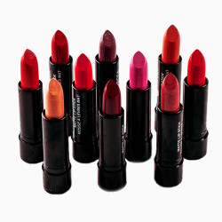 Similique et omnis accusamus expedita id.